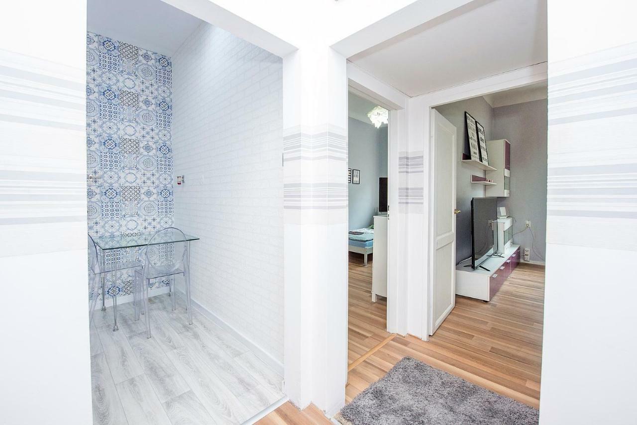 Slawkowska Apartment คราคูฟ ภายนอก รูปภาพ